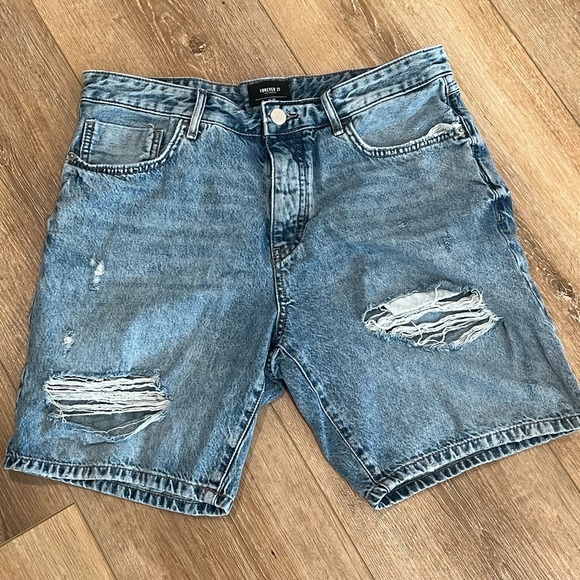 Forever 21 Slim Mens Shorts - Picture 1 of 7